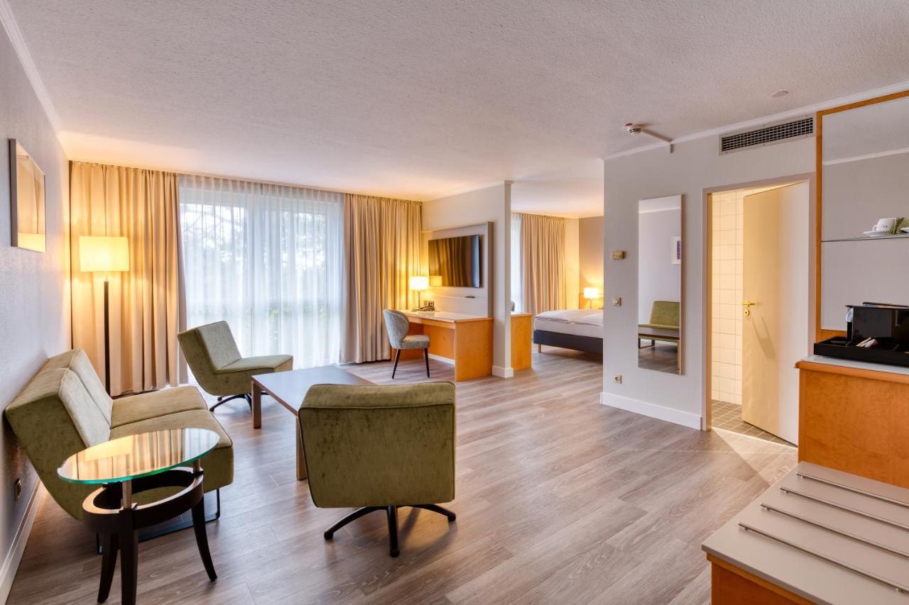 Mercure Duesseldorf Карст Экстерьер фото